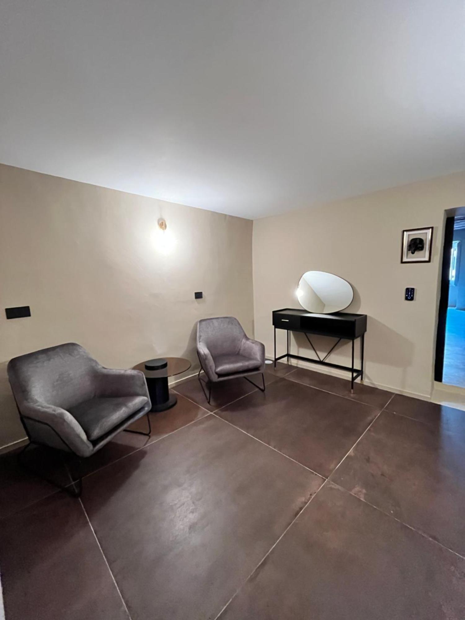 The Neapolitan Bb Palazzo Carafa Della Spina *