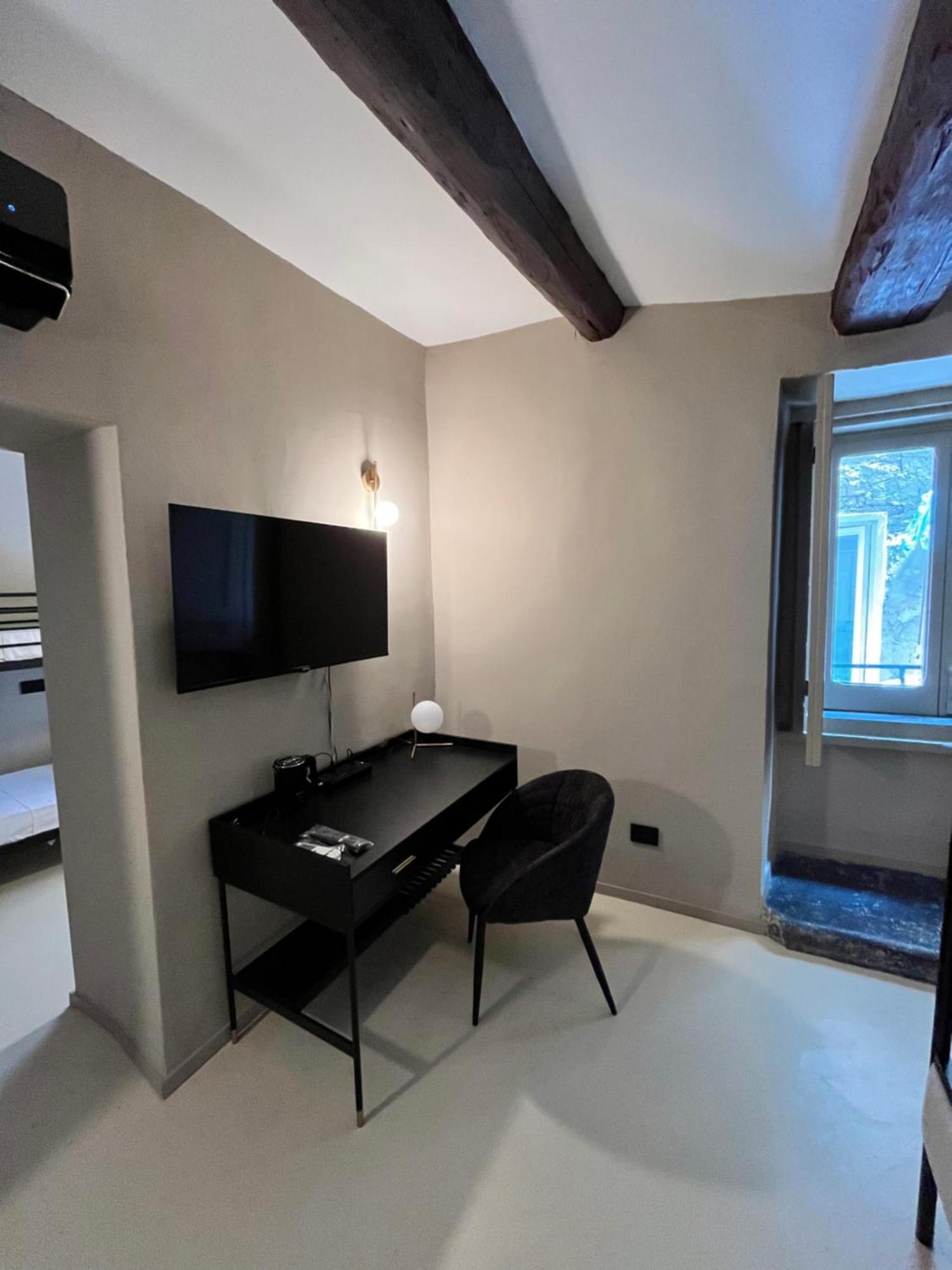 Guest house The Neapolitan Bb Palazzo Carafa Della Spina *